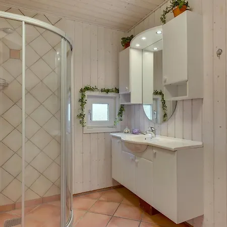 Henrijette - 200m From The Sea By Interhome Sjolund