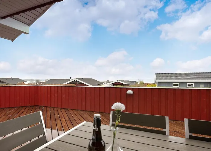 Henrijette - 200m From The Sea By Interhome Sjolund