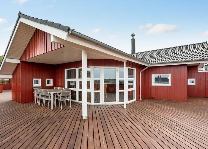 Henrijette - 200m From The Sea By Interhome