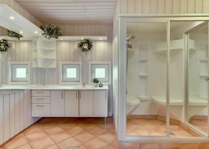 Henrijette - 200m From The Sea By Interhome