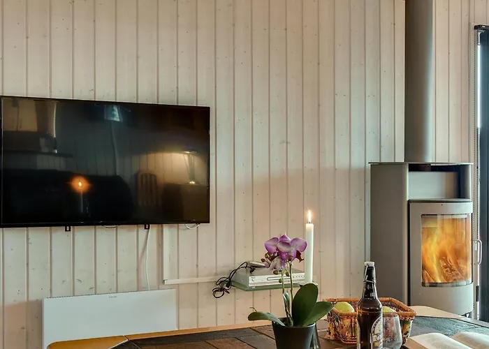 Henrijette - 200m From The Sea By Interhome Sjolund